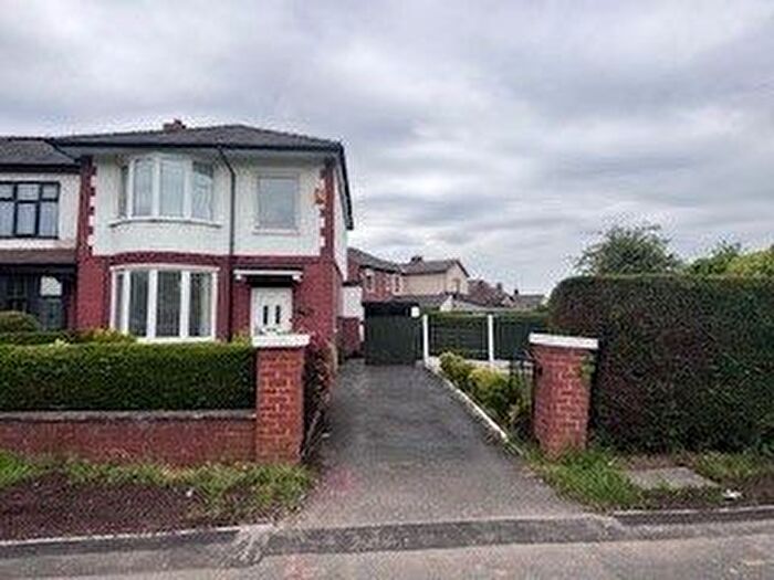 3 Bedroom Semi Detached House For Sale In Blackpool Road, Lancashire, PR2