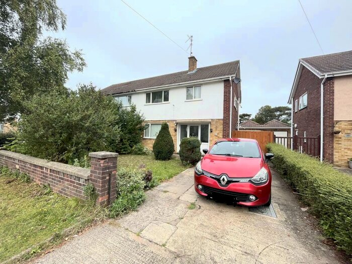 3 Bedroom Semi-Detached House To Rent In Atherstone Avenue, Peterborough, PE3