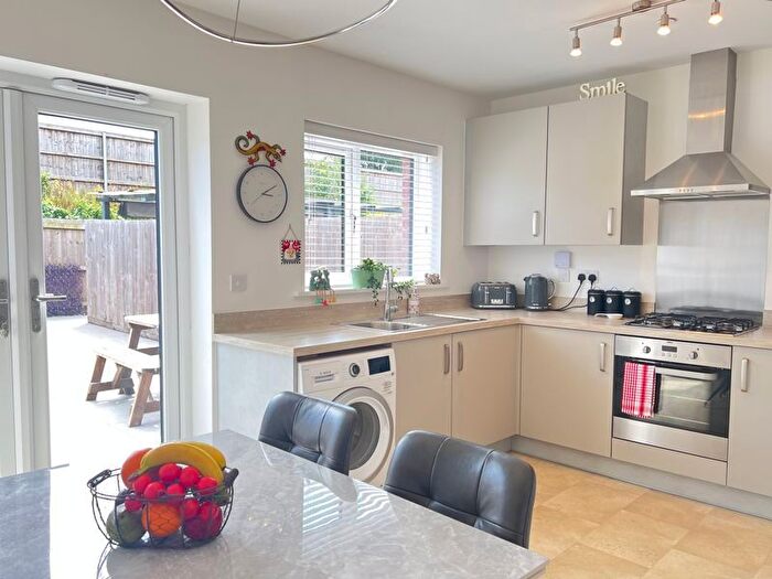 3 Bedroom Terraced House For Sale In Molten Court, Newport, NP19