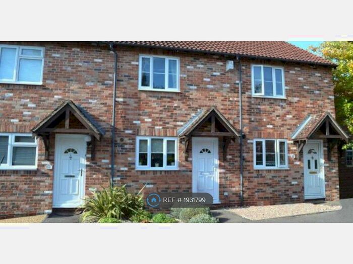 2 Bedroom Terraced House To Rent In Nideggen Close, Thatcham, RG19