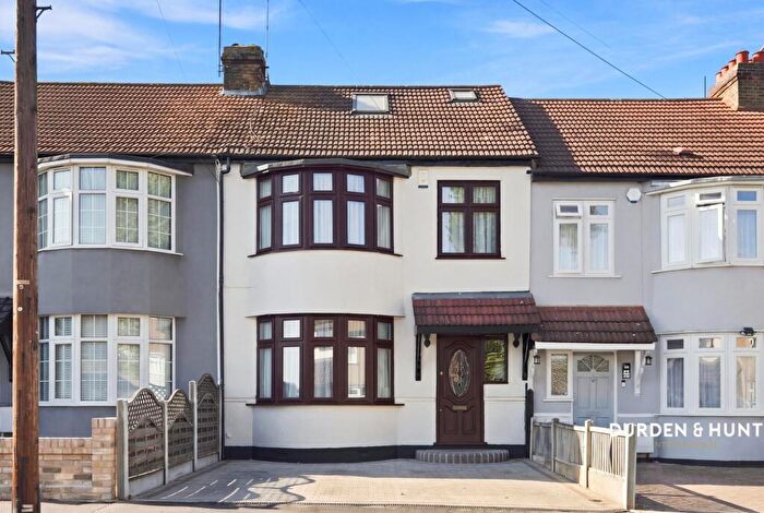 4 Bedroom Terraced House For Sale In Hazelmere Gardens, Hornchurch, RM11