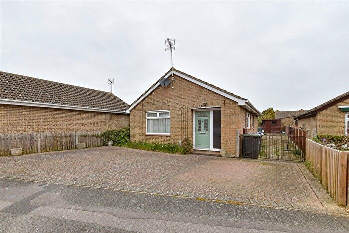 2 Bedroom Detached Bungalow For Sale In Barley Close, Herne Bay, Kent, CT6