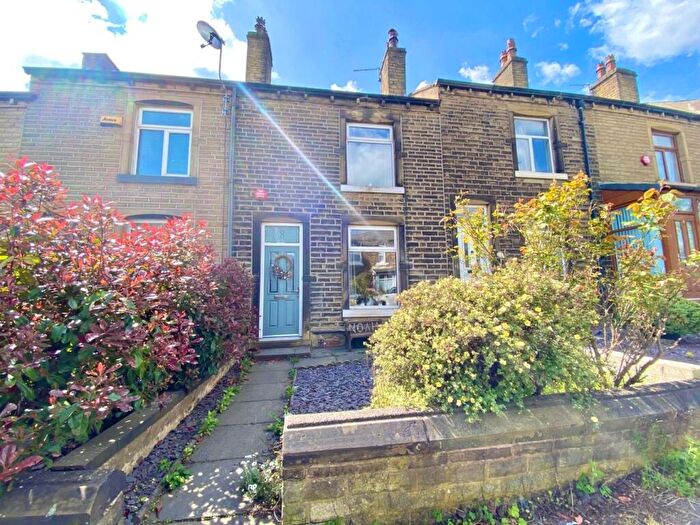 2 Bedroom Terraced House For Sale In Thornhill Avenue, Lindley, Huddersfield, HD3
