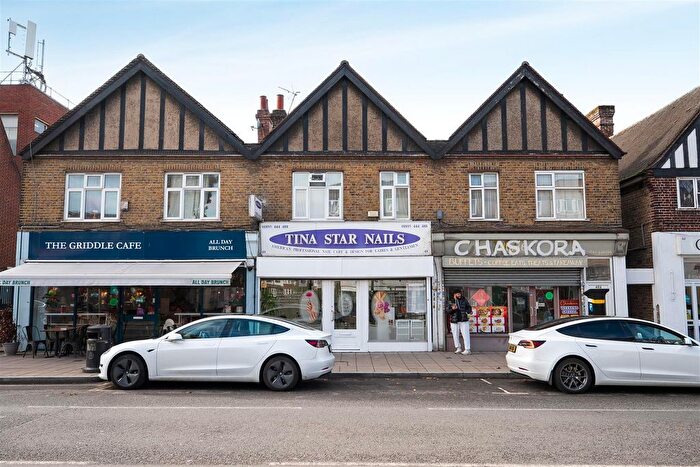 3 Bedroom Flat To Rent In Station Road, West Drayton, UB7