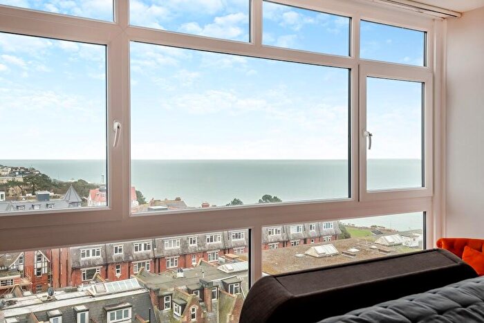 2 Bedroom Flat For Sale In Admirals Walk, West Cliff Road, Bournemouth, Dorset, BH2