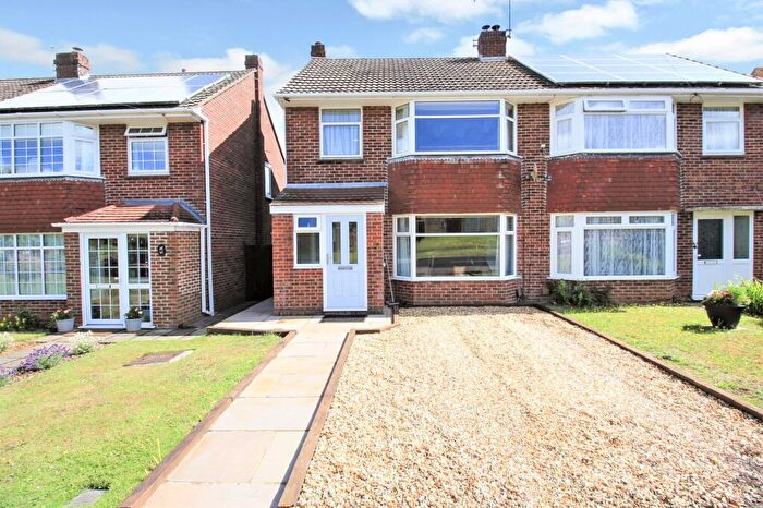4 Bedroom Semi-Detached House For Sale In Forest Hills Drive, Townhill Park, SO18