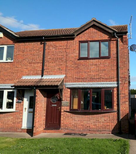 3 Bedroom Semi-Detached House To Rent In Oxmarsh Lane, New Holland, Barrow-Upon-Humber, DN19
