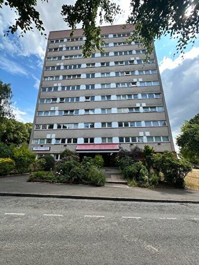 2 Bedroom Flat To Rent In Roman Way, Birmingham, B15