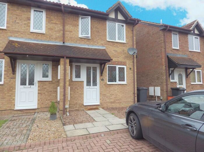 2 Bedroom Semi-Detached House To Rent In Stonybeck Close, Swindon, Wiltshire, SN5
