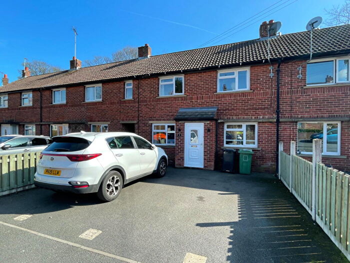 3 Bedroom Terraced House For Sale In Royds Drive, New Mill, Holmfirth, HD9