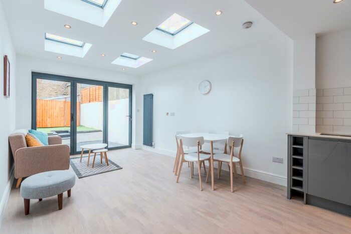 2 Bedroom Flat To Rent In Crystal Palace Road East Dulwich, SE22