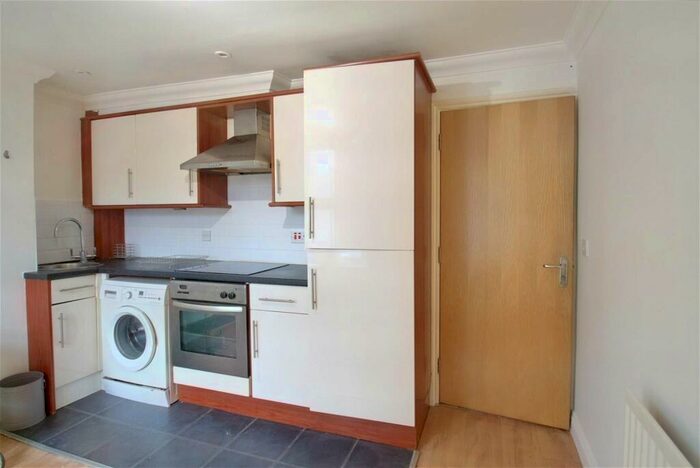 1 Bedroom Apartment To Rent In Liverpool Road, Luton, LU1