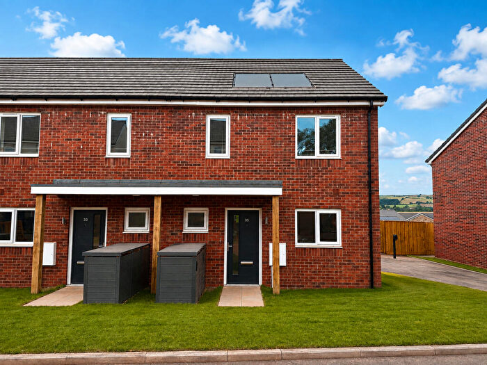 2 Bedroom End Of Terrace House For Sale In Braid Drive, Tiverton, EX16