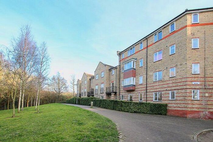2 Bedroom Flat To Rent In Parkinson Drive, Chelmsford, CM1