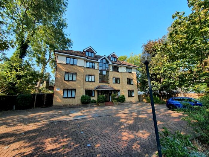 1 Bedroom Property To Rent In Rothesay Avenue, London, SW20