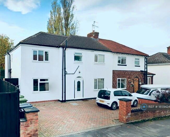 7 Bedroom Semi-Detached House To Rent In Lee Road, Leamington Spa, CV31