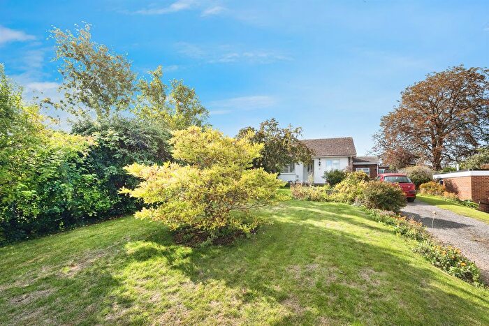 2 Bedroom Semi-detached Bungalow For Sale In Jubilee Close, Steeple Aston, Bicester, OX25