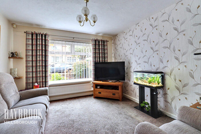 4 Bedroom Semi-Detached House For Sale In Binsted Grove, Sheffield, S5