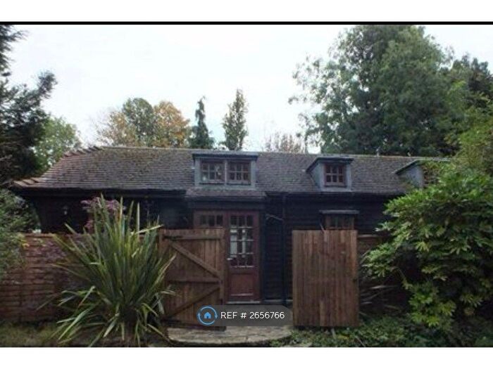 1 Bedroom Detached House To Rent In Knighton Grange Road, Leicester, LE2