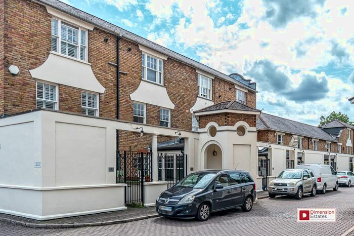 3 Bedroom Terraced House To Rent In Sutton Square, Urswick Road, London, E9