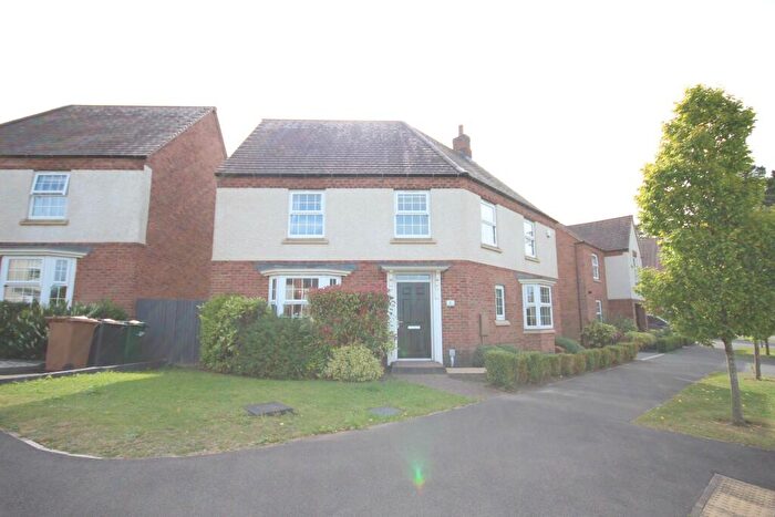 4 Bedroom Detached House To Rent In Fallow Drive, Staffordshire, Drakelow, DE15