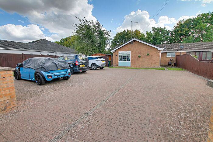 4 Bedroom Semi-Detached Bungalow For Sale In Coronation Close, March, PE15