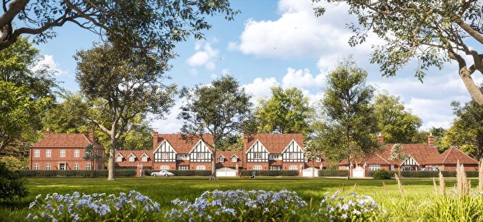 4 Bedroom Detached House For Sale In Station Road, Fladbury, Worcestershire, WR10