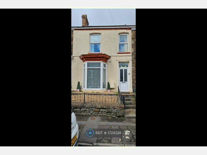 4 Bedroom Terraced House To Rent In Rhondda Street, Swansea, SA1