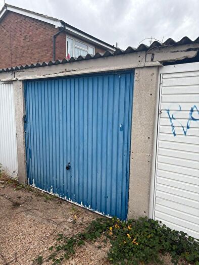 Garage / Parking To Rent In Harvest Road, Canvey Island, Essex, SS8