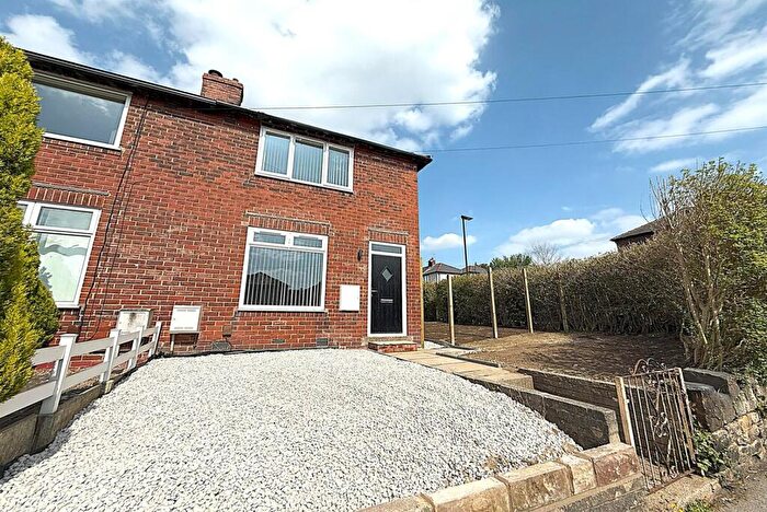 2 Bedroom End Of Terrace House To Rent In Hall Road, Sheffield, S9