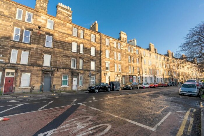 2 Bedroom Flat To Rent In Westfield Road, Gorgie, Edinburgh EH11