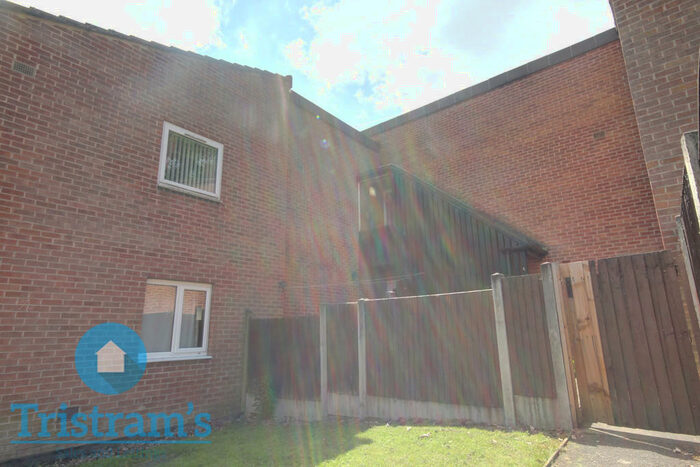 2 Bedroom Apartment To Rent In Calderdale, Nottingham, NG8