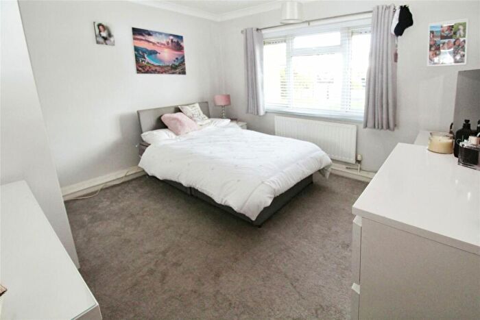 2 Bedroom Flat For Sale In Green Park Road, Southampton, Hampshire, SO16