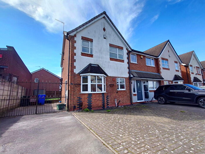 3 Bedroom Mews For Sale In Rodgers Street, Goldenhill, Stoke-on-Trent, ST6