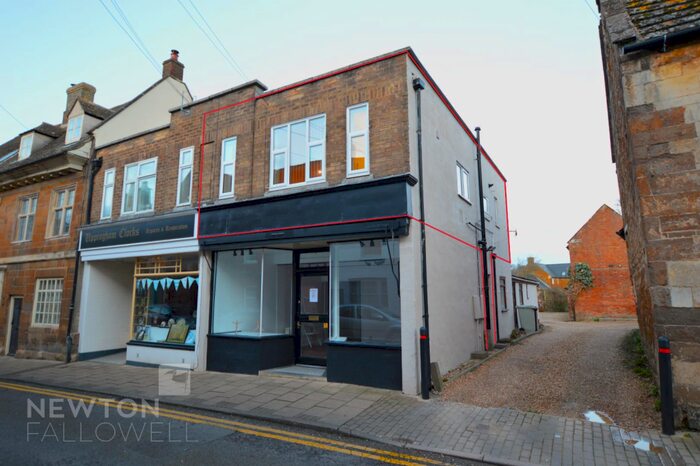 1 Bedroom Apartment To Rent In Queen Street, Uppingham, LE15