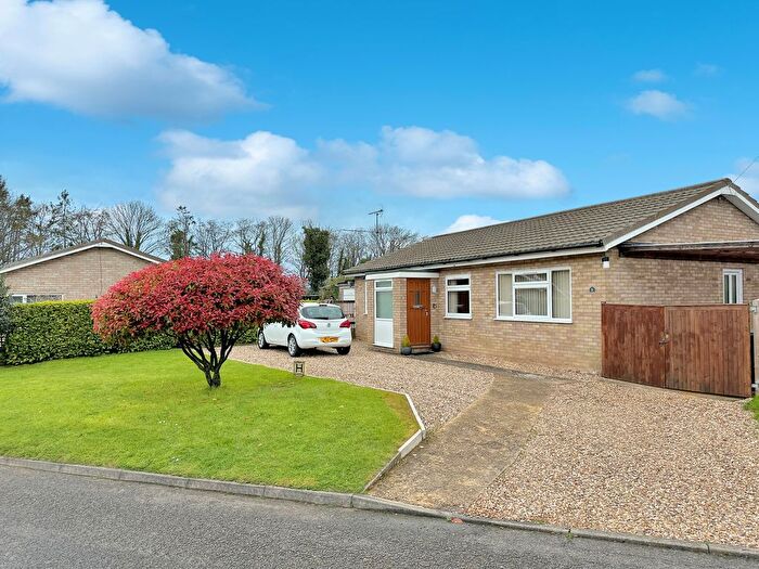3 Bedroom Detached Bungalow For Sale In White Field, Sawston, CB22