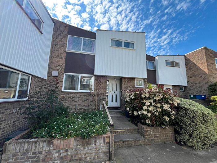 3 Bedroom Terraced House For Sale In Regency Walk, Croydon, CR0