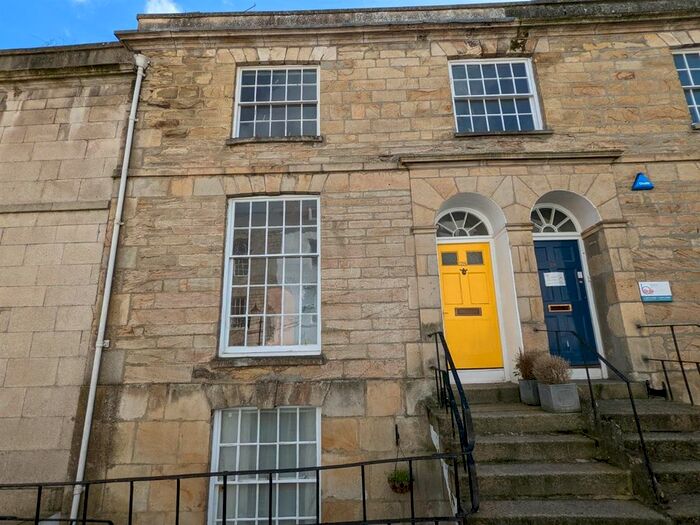 3 Bedroom Property To Rent In Lemon Street, Truro, TR1