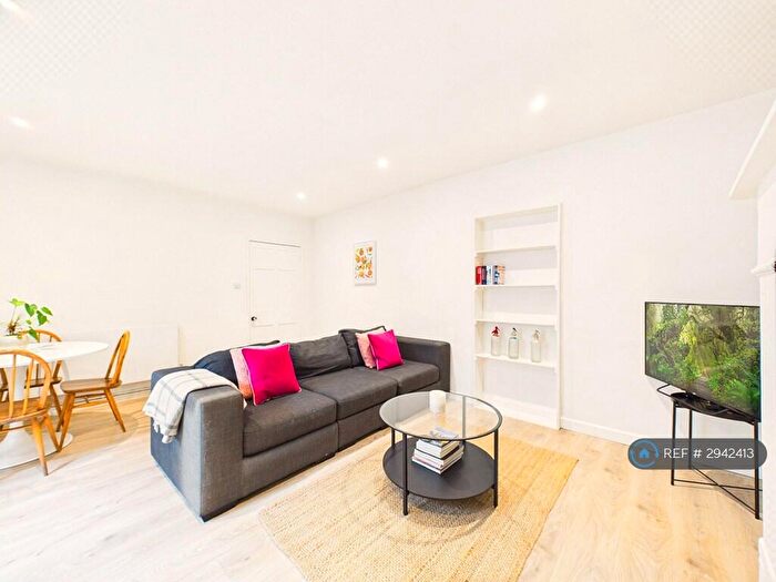 2 Bedroom Flat To Rent In London Road, Cheltenham, GL52