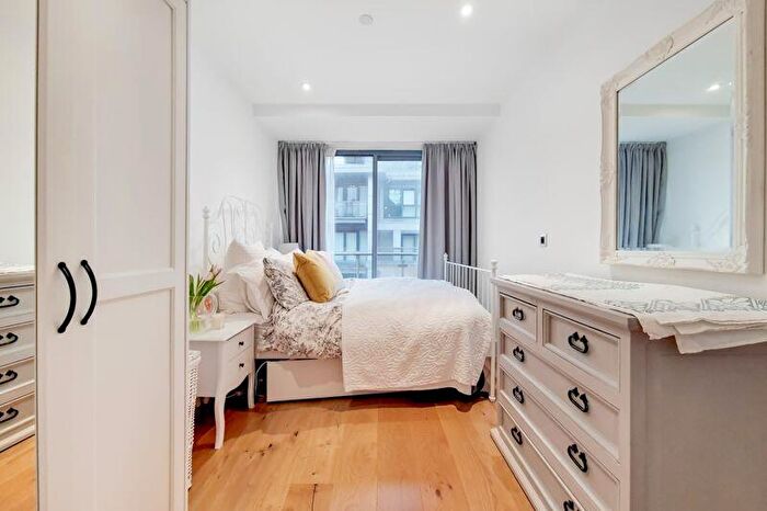 1 Bedroom Flat For Sale In Scarbrook Road, Croydon, CR0