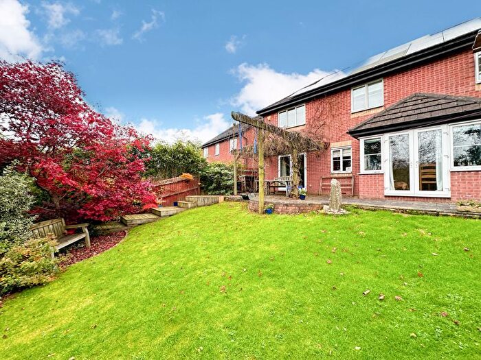 5 Bedroom Detached House For Sale In Cheddleton Park Avenue, Cheddleton, Staffordshire, ST13