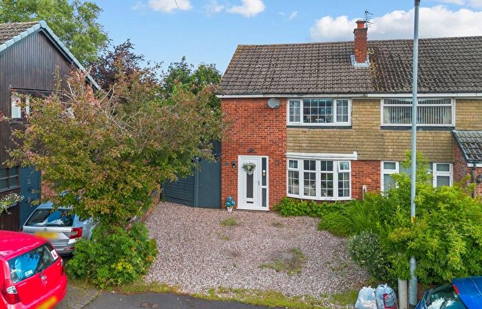 3 Bedroom Semi-Detached House For Sale In Roby Grove, Great Sankey, WA5