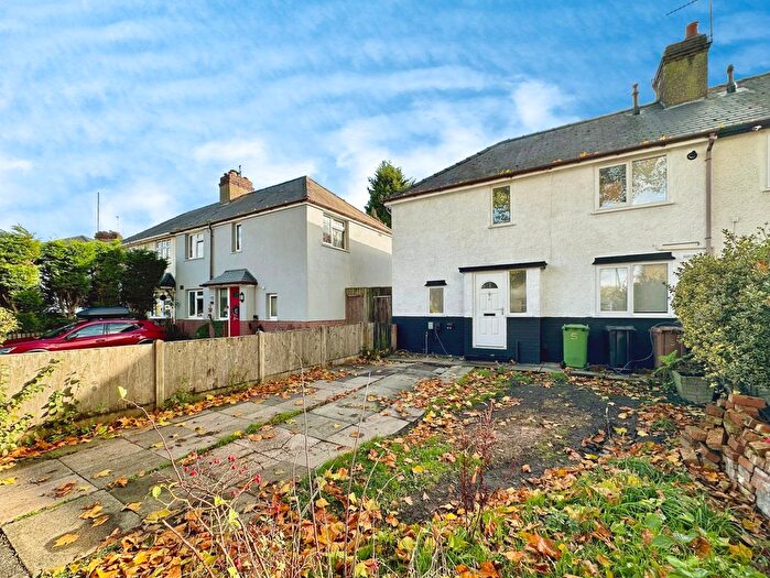 3 Bedroom Semi Detached House For Sale In Partridge Avenue, Wednesbury, Wednesbury, WS10