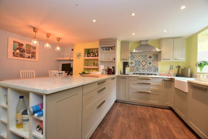 3 Bedroom Terraced House To Rent In Pasture Place, Chapel Allerton, Leeds, LS7