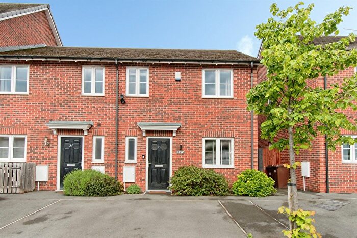 3 Bedroom End Of Terrace House For Sale In Old Mill Way, Castleford, WF10