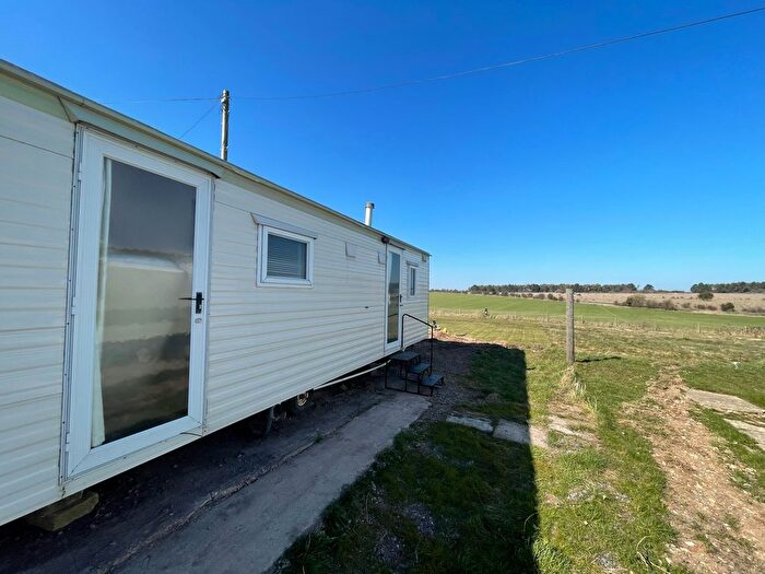2 Bedroom Mobile/park Home To Rent In Rollestone Mobile Home Park, Shrewton, Salisbury, SP3