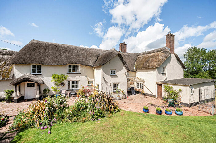 6 Bedroom Detached House For Sale In Knowle, Cullompton, Devon, EX15