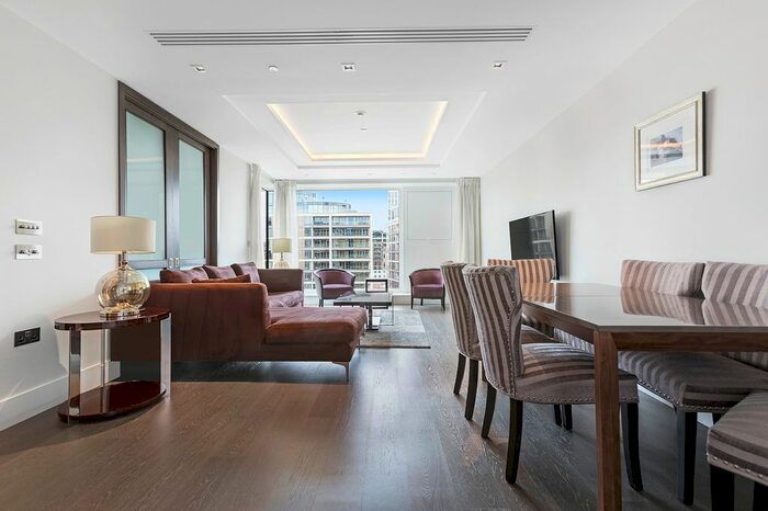 3 Bedroom Flat To Rent In Radnor Terrace, Kensington, London, W14