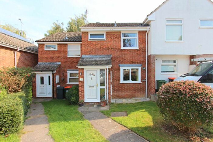 2 Bedroom House To Rent In Kendal Gardens, Linslade, LU7