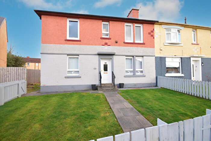 2 Bedroom Flat For Sale In Elmbank Crescent, Hamilton, ML3